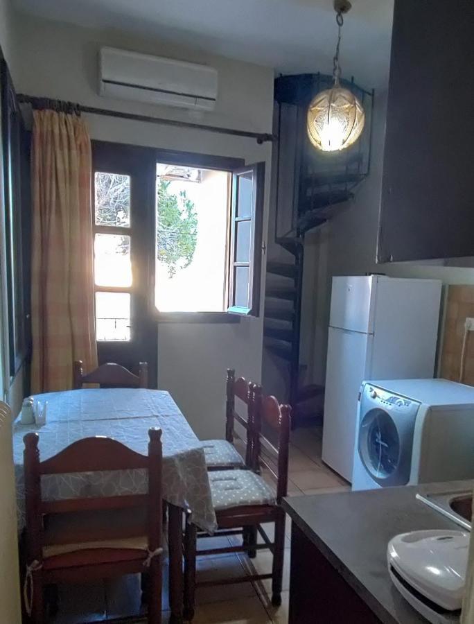 Dellas The House With The Loft. Ληξούρι Εξωτερικό φωτογραφία